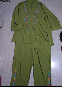 Green Embroidered co-oard Set