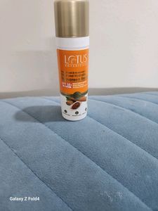 Lotus Hydrating Suncreen