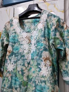 Floral Print Kurta with White Lace Trim