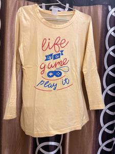2 Graphic T-Shirts - Yellow &amp; Lavender