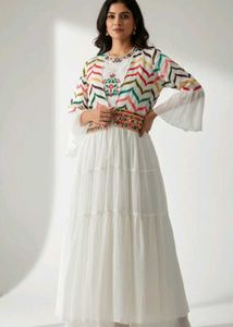 Elegant White Embroidered Kurta Set
