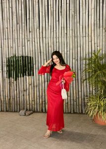 Elegant Red Maxi Dress for Special Occasions