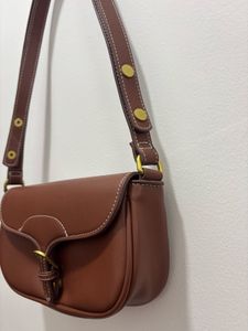 Mango Bag with adjustable straps