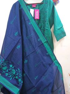 Beautiful Kurti Set With Embroidered Dupatta