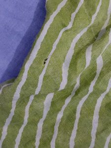 Green Tie-Dye Kurta with Embellished Neck