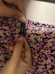 Chic Floral Crop Top