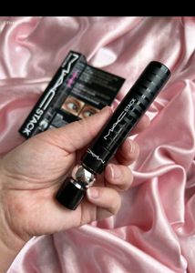 MAC Stack Mascara - Black