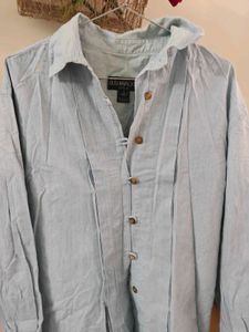 Light Blue Collared Button-Up Shirt
