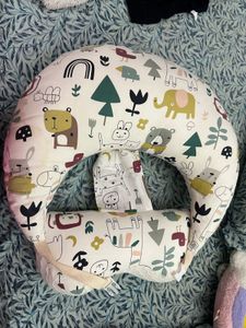 Feeding Pillow