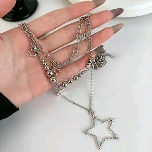 Layered Star Necklace Set