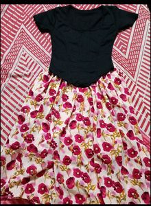 Women's Black Top &amp; Floral Skirt Set