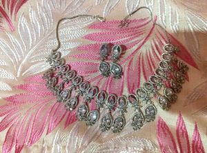 Exquisite Cz Studded Necklace & Earring Set