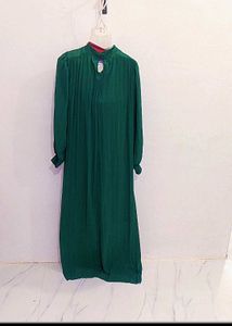 Elegant Green Maxi Dress with Belt