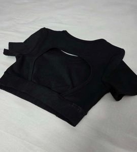 Yoga Sports Black crop Top S Keyhole back