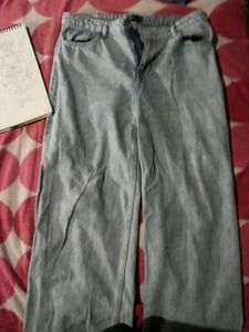 Casual fit jeans