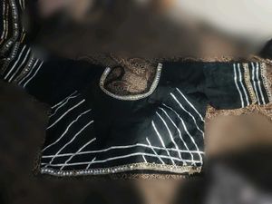 Navratri chaniya choli with blouse