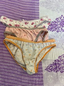 Cute Heart &amp; Floral Print Panties (2 Pcs)