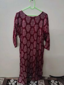 Stylish Maroon Kurta with White Print-L size
