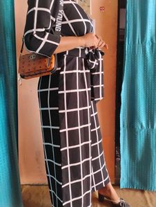 ❤️🥺🌸Chic Black &amp; White Checked Jumpsuit🥺❤️🌸