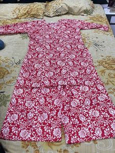 woman cotton Red Floral Printed Kurta Set XL