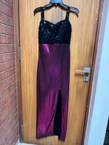 Macy’s USA - Stunning Sequin Gown Y2K