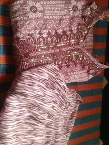 Women's Kurta Set with Sequin Embellishment