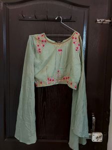 Green Crop Top And Skirt With Designer Sleeves