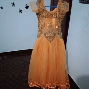 gown