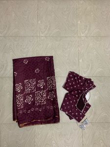 elegant meroon printed saree