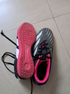 Adidas Shoes Girls Like New, 5299 Original Price