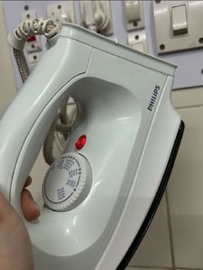 Philips Iron- New