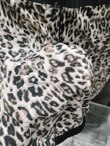 Leopard Print Cropped Pants