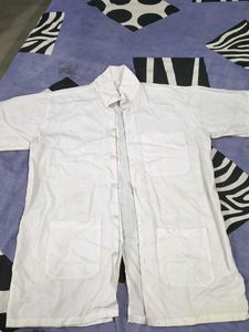 White Collared Lab Coat