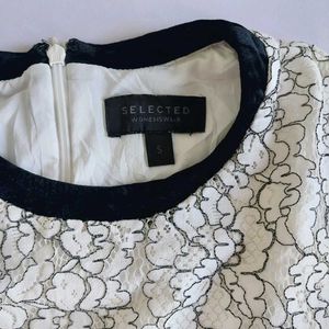 Elegant White Lace Dress🪞✨️🤍