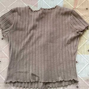 SO "Ribbed Button-Up Ruffle Crop Top"