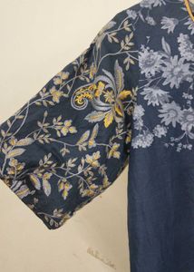 Elegant Floral Print Kurta
