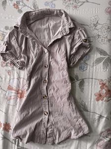 Chic Striped Fitted Button-Up Top