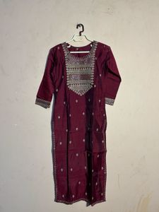 Elegant Maroon Kurta with Embroidery
