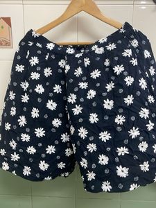 Cute Floral Print Shorts