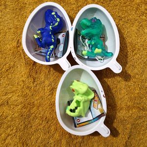 🦖 Kinder Joy × Jurassic World – ombo of 3 Figures