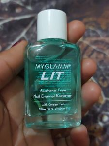 My Glamm Lit Nail Enamel Remover
