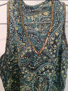 Women's Top