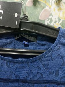 snake design 🔵 Blue CK T-Shirt l size