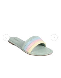 PRICEDROP!!!!!!MULTICOLOUR FLATS