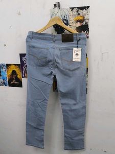Light Wash Denim Jeans