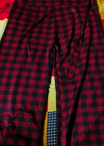 Women's Checked Trousers For Daily Wear
