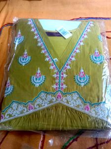Designer Kurta with Intricate Embroidery Size XXL