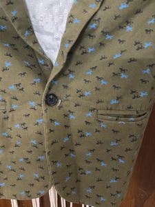 kids coats and Sweatshirts 5-6