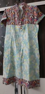 Multicolor kurti M.size