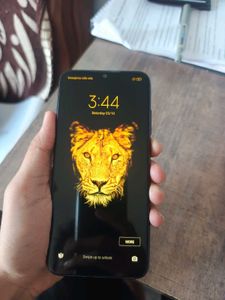 Smartphone fully working No Issues free new buds